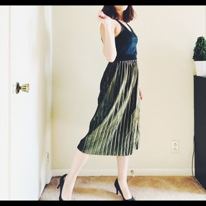 Olive green pleated velvet midi skirt